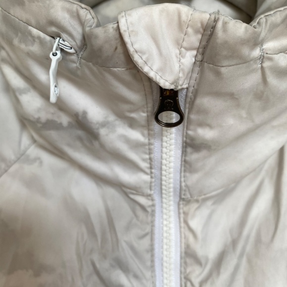 LULULEMON Miss Misty Jacket II, 2, White and Gray - Picture 15 of 16